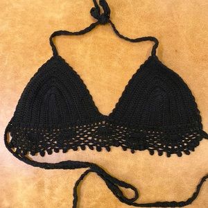 Brandy Melville crochet halter/tie back top. One size!